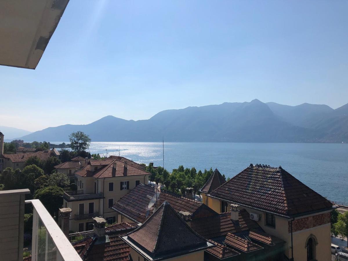 Attico Palazzo Di Vetro Apartment Luino Exterior photo